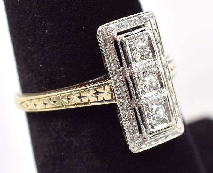Fantastic Vintage 14K Yellow and White Gold Diamond Ring
