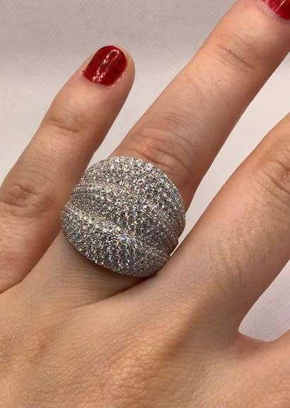 SPARKLING 14K WHITE GOLD 3-ROW DOME SHAPED DIAMOND COCKTAIL RING