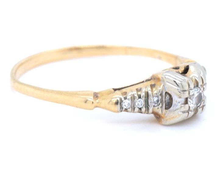 Vintage 14kt yellow gold diamond ring