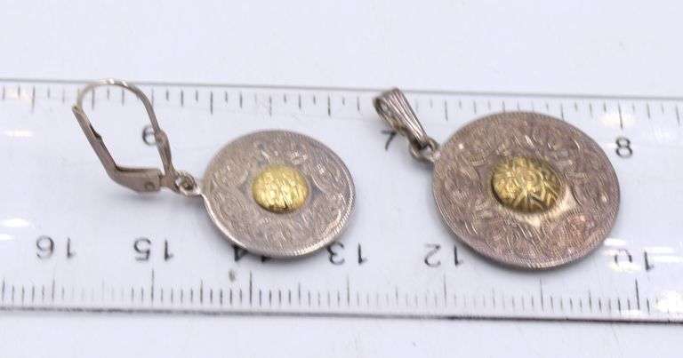 Set of vintage 925 sterling silver pendant and earrings