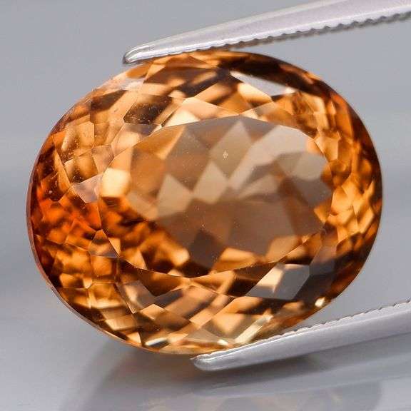 High grade 12.42ct VS Imperial Topaz