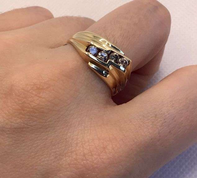 14K YELLOW GOLD 4-STONE MEN’S DIAMOND RING