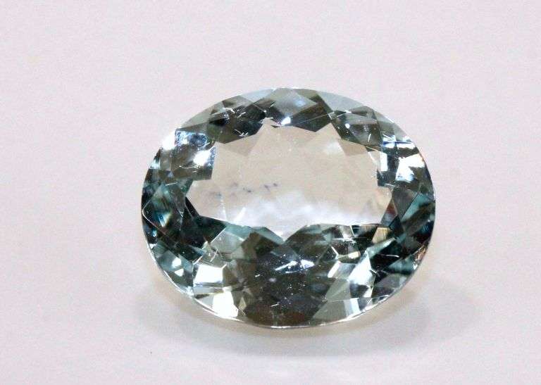 Sparkling Large Natural Aquamarine - 6.66 cts.