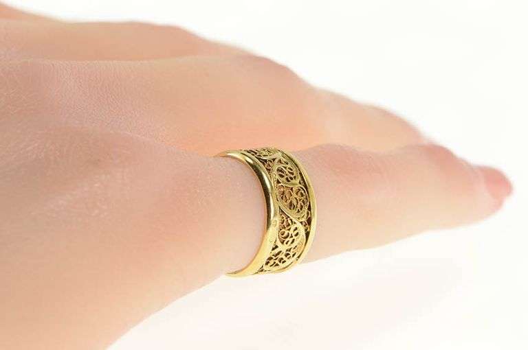 14K Yellow Gold Ornate Scroll Swirl Filigree Statement Band Ring