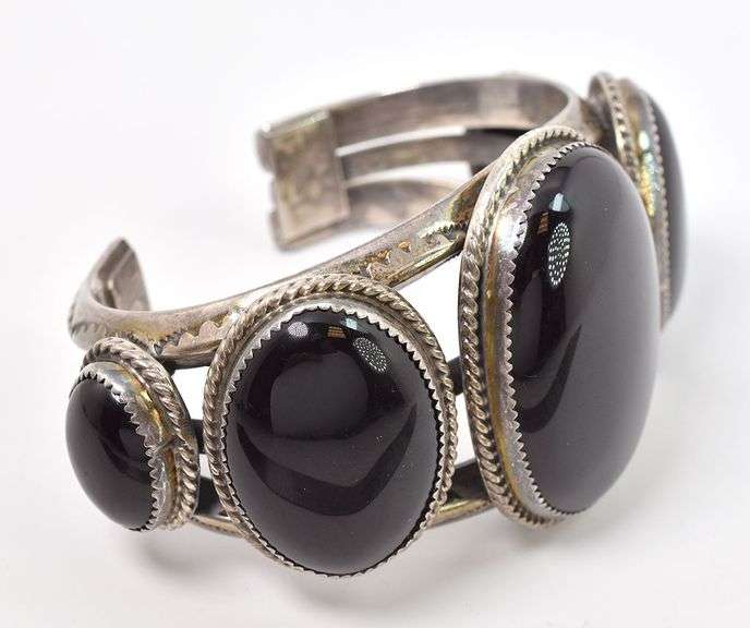 Bold Sterling Silver Native American Navajo Artist Tommy Moore Signed Black Onyx Cuff Bracelet