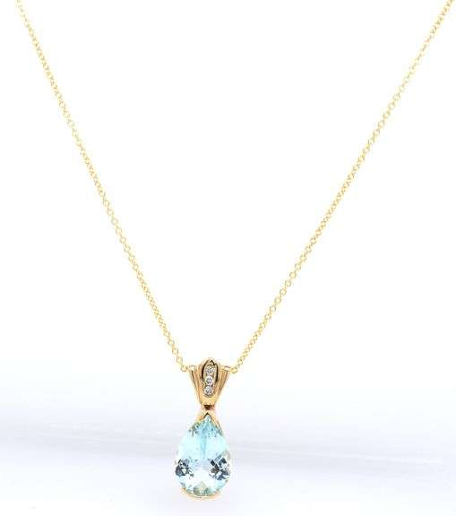 14kt Yellow gold 3.60ct Pear shaped Aquamarine and diamond accent pendant on chain