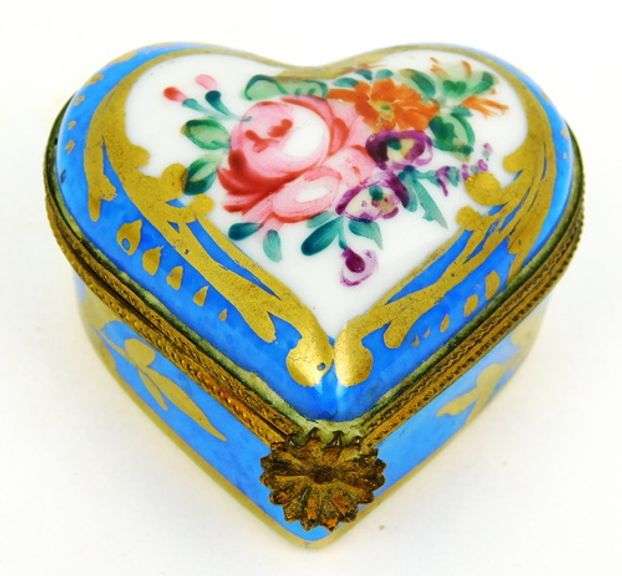 Vintage Handpainted French Heart Trinket Box