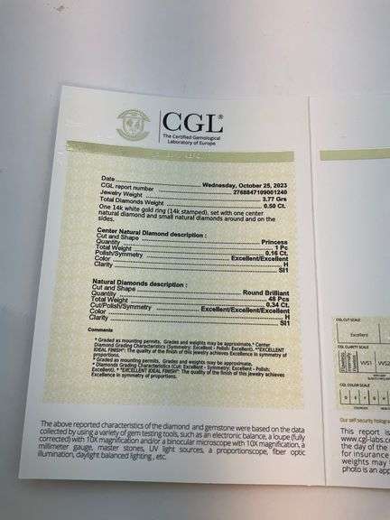 CERTIFIED BRAND NEW 14K WHITE GOLD DIAMOND HALO SETTING RING.