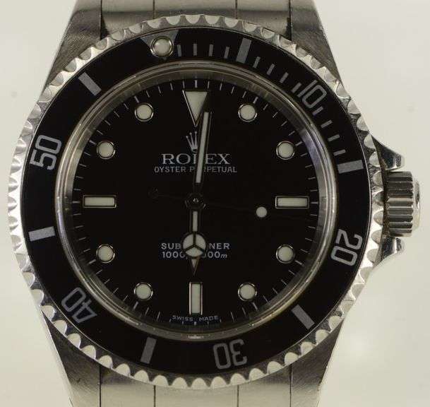 Rolex Submariner Model 14060 2002 Men's Watch
