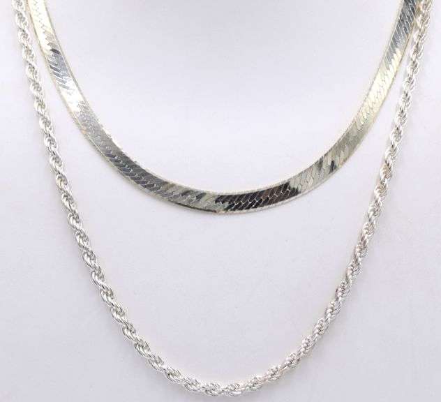 Lot of 2 sterling silver chains