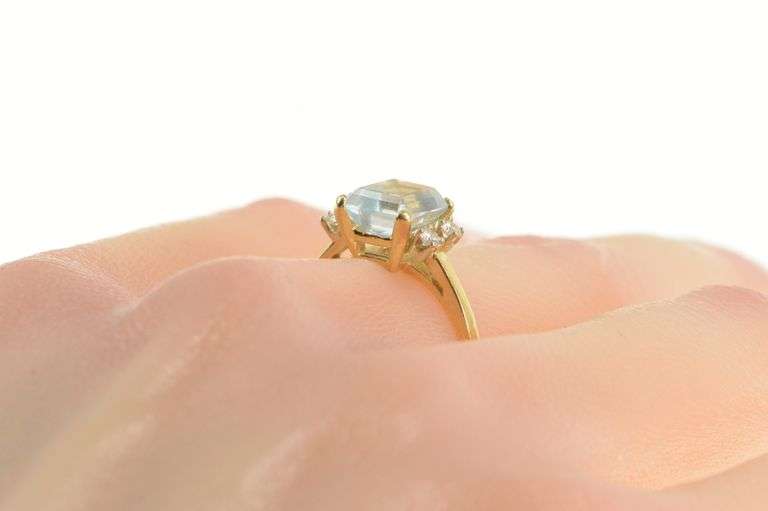 14K Yellow Gold 2.57 Ctw Aquamarine Diamond Accent Statement Ring
