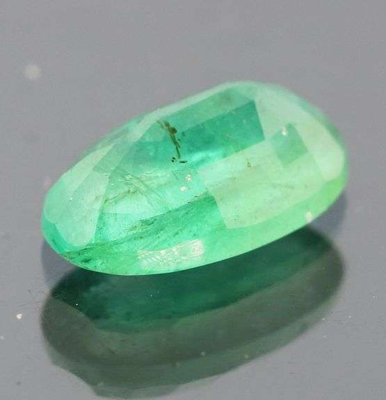 Glowing green! 1.86ct Zambian Emerald