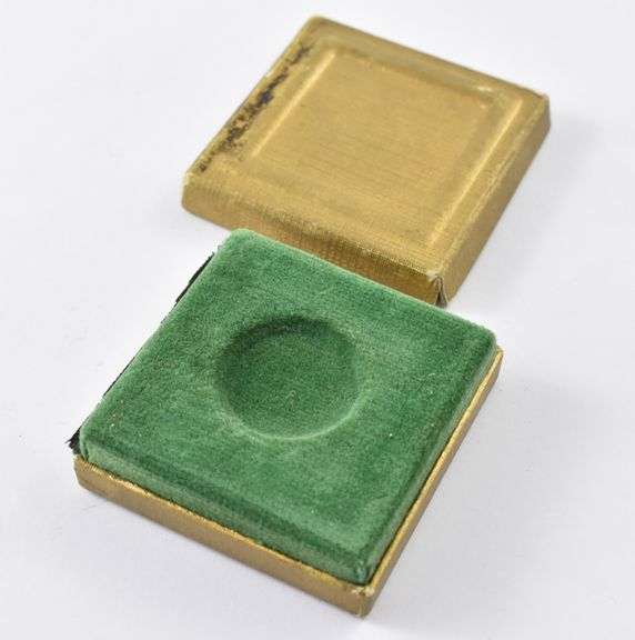 Gold Bank Holiday US $5/$2.50 Box 1920's Gold Coin Gift Presentation