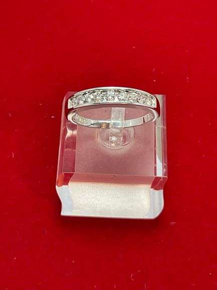 CERTIFIED 14K WHITE GOLD DIAMOND BAND