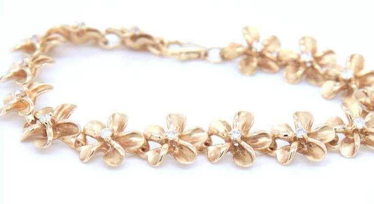 14kt Yellow gold diamond accent Plumeria bracelet