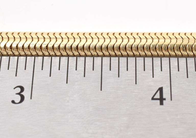 Wonderful 14K Yellow Gold Herringbone Chocker Necklace