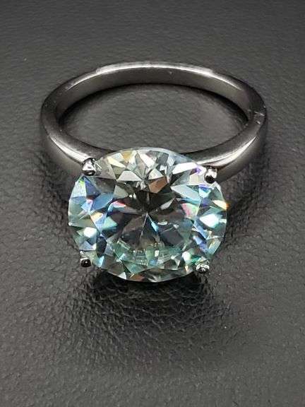Dazzling 7.75 Ct Vvs1 Ice Green Fire Moissanite 14 Kt White Gold Plated Ring