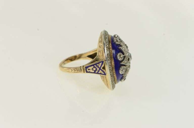 14K Yellow Gold 1.50 Ctw Diamond Enamel Domed Star Ring