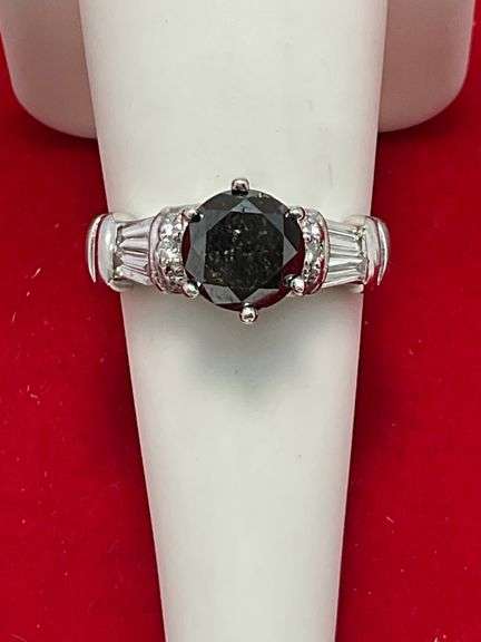 CERTIFIED PLATINUM DIAMOND RING. 2.90 CARAT