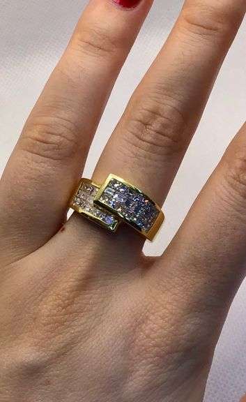 18K YELLOW GOLD PRINCESS AND BAGUETTE CUT FASHION RING