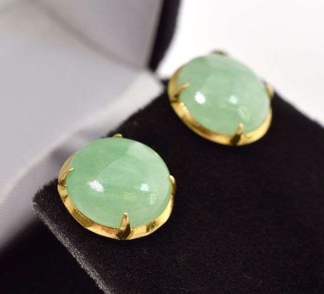 Amazing 14K Yellow Gold Aventurine Gemstone Stud Earrings