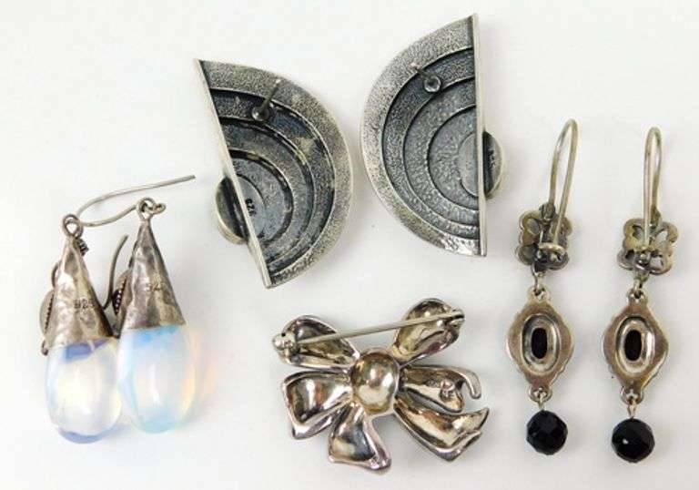 Very Nice Collection of Sterling Silver Jewelry