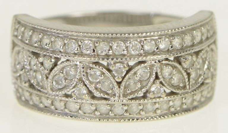 14K White Gold Vintage Pave CZ Encrusted Leaf Vine Ring