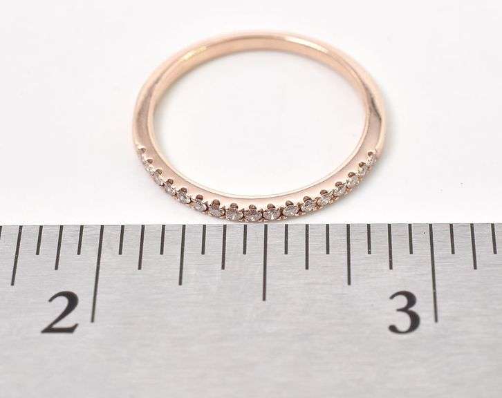 Fantastic 10K Rose Gold Diamond Band Ring
