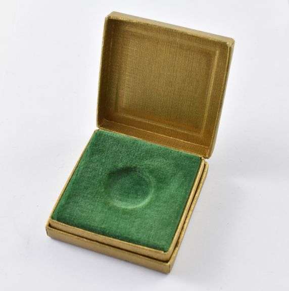 Gold Bank Holiday US $5/$2.50 Box 1920's Gold Coin Gift Presentation