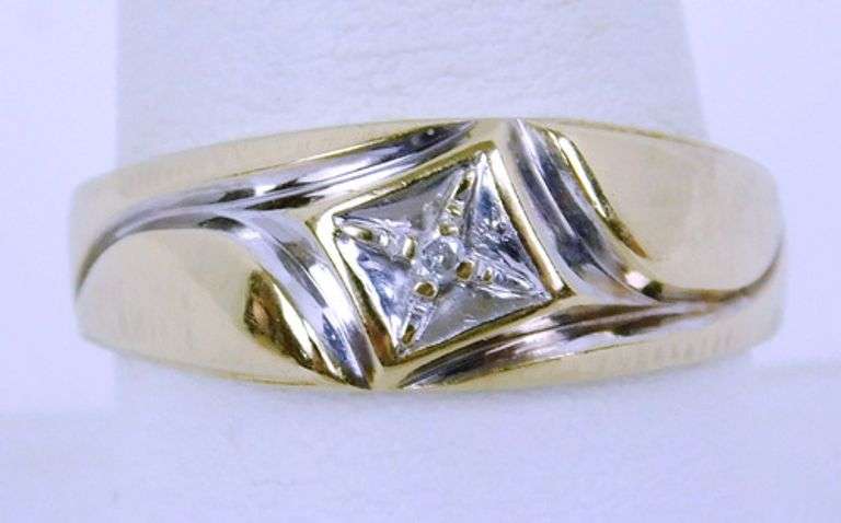 Men's Vintage 10K Diamond Ring, Size 9.5