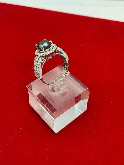 CERTIFIED 18K WHITE GOLD DIAMOND RING