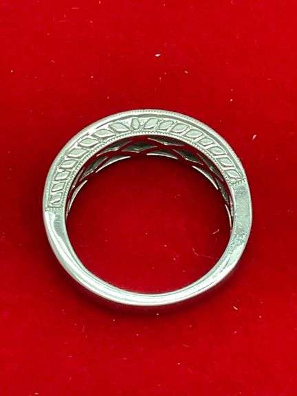 CERTIFIED 14K WHITE GOLD DIAMOND BAND . 1.00 CARAT.