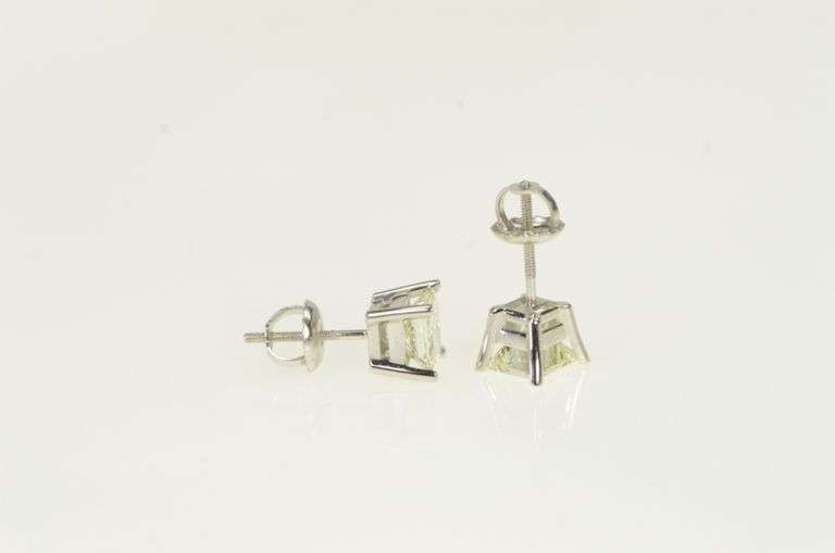 14K Yellow Gold 1.50 Ctw Princess Diamond Vintage Stud Earrings