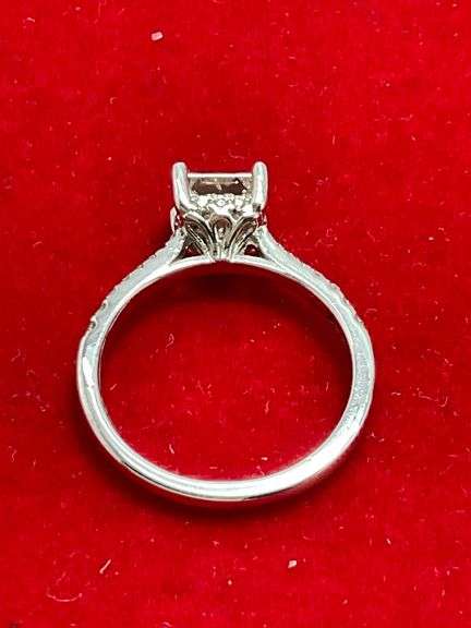 CERTIFIED UNWORN 14K WHITE GOLD DIAMOND RING. 1.35 CARAT
