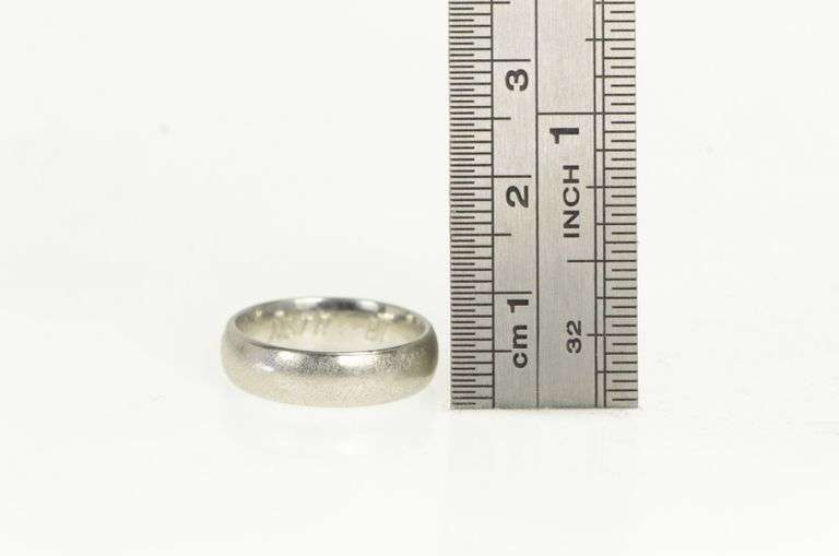 Platinum 5.0mm Vintage Classic Wedding Band Ring