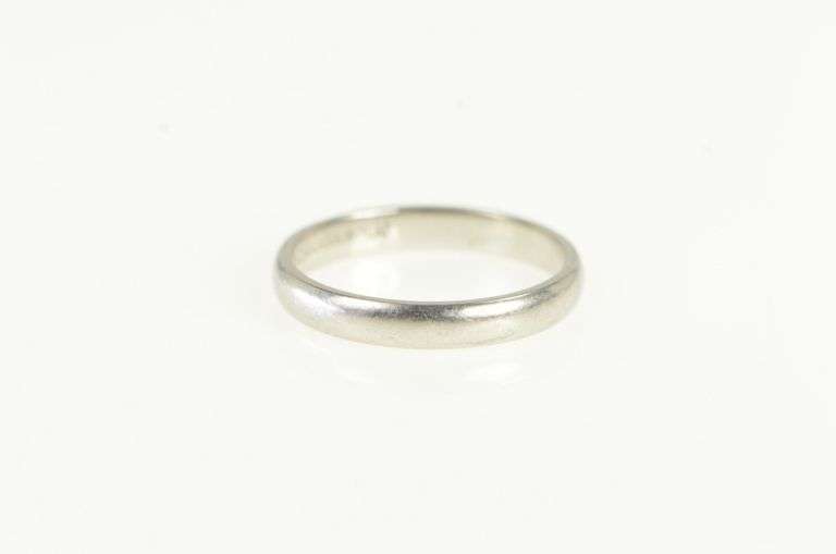 Platinum 3.0mm Vintage Benchmark Wedding Band Ring