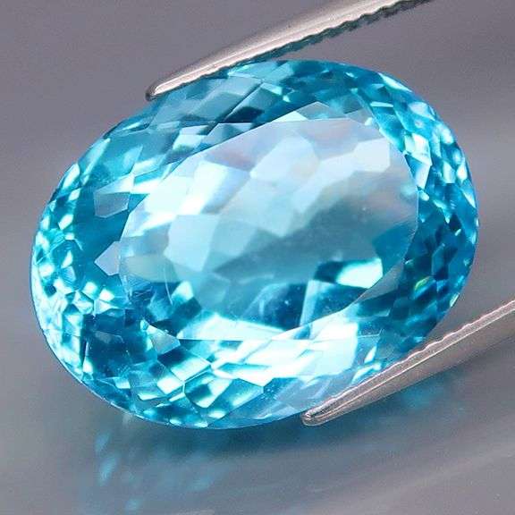 Large 21.37ct top Swiss blue Topaz