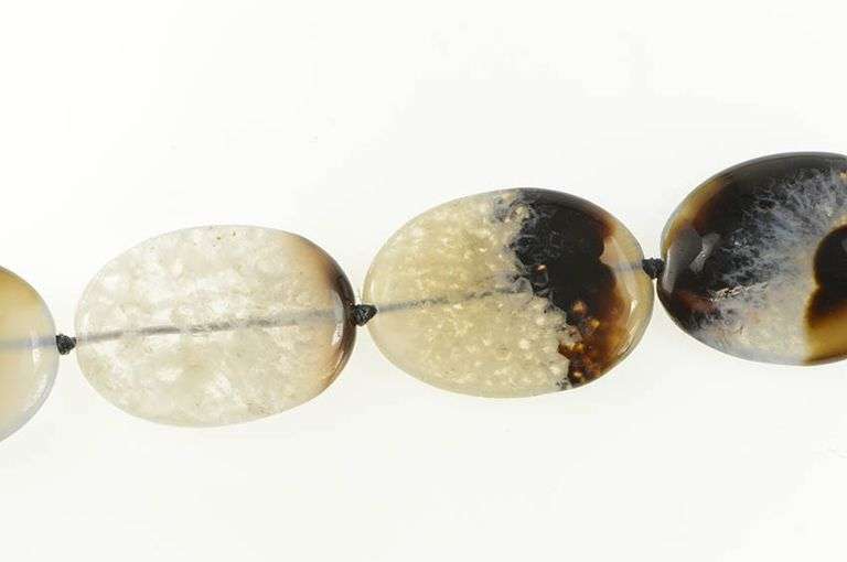 Sterling Silver Oval Agate Stone Hook Loop Statement Necklace