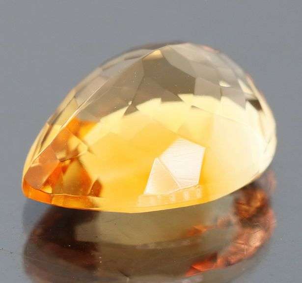Vibrant! 6.71ct golden unheated Citrine