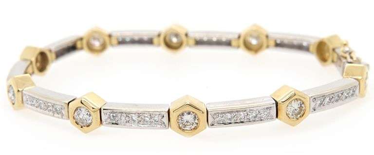 3.00ctw Round Diamond Hexagon Station Link Bracelet in 18K