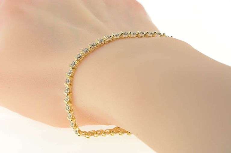 14K Yellow Gold 1.15 Ctw Classic Diamond Wavy Link Tennis Bracelet