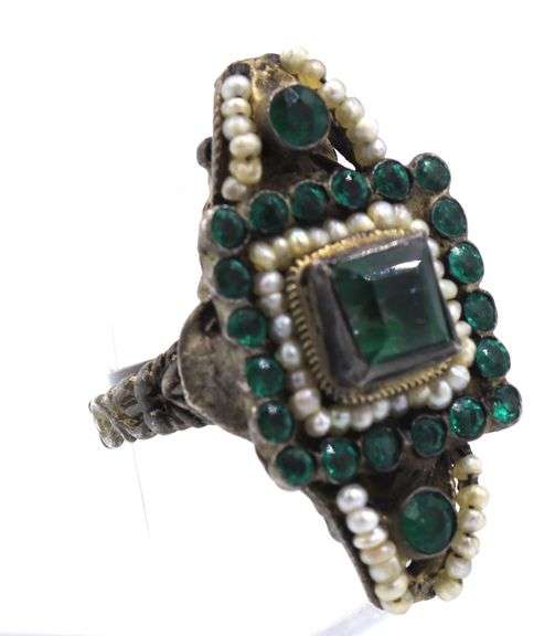 Lot of Vintage 925 sterling silver ring and necklace