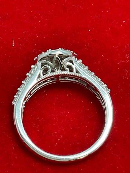 BRAND NEW 14K WHITE GOLD DIAMOND RING