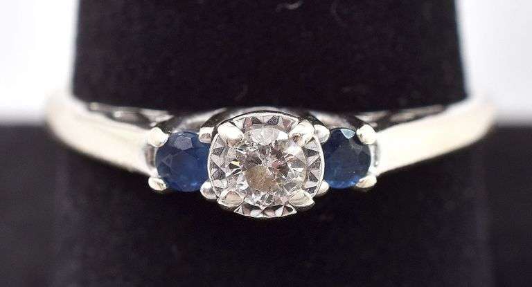 Incredible 14K White Gold Diamond and Blue Sapphire Ring