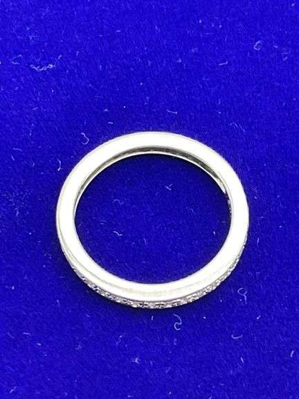 LADIES 14K WHITE GOLD DIAMOND ETERNITIY RING