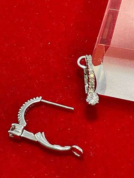 BRAND NEW 14K WHITE GOLD DIAMOND LOOP EARRINGS