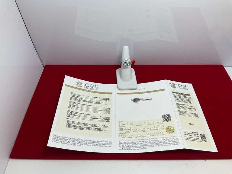 CERTIFIED 14K WHITE GOLD AND DIAMOND WEDDING SET