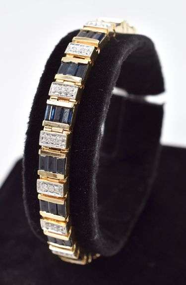 Ravishing Diamond and Sapphire Bracelet in 14K Yellow Gold