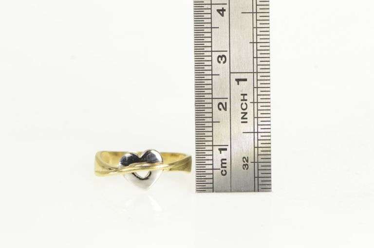 14K Yellow Gold Two Tone Vintage Heart Love Symbol Ring
