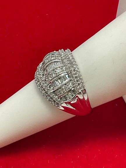 CERTIFIED NEW 14K WHITE GOLD AND DIAMOND RING
